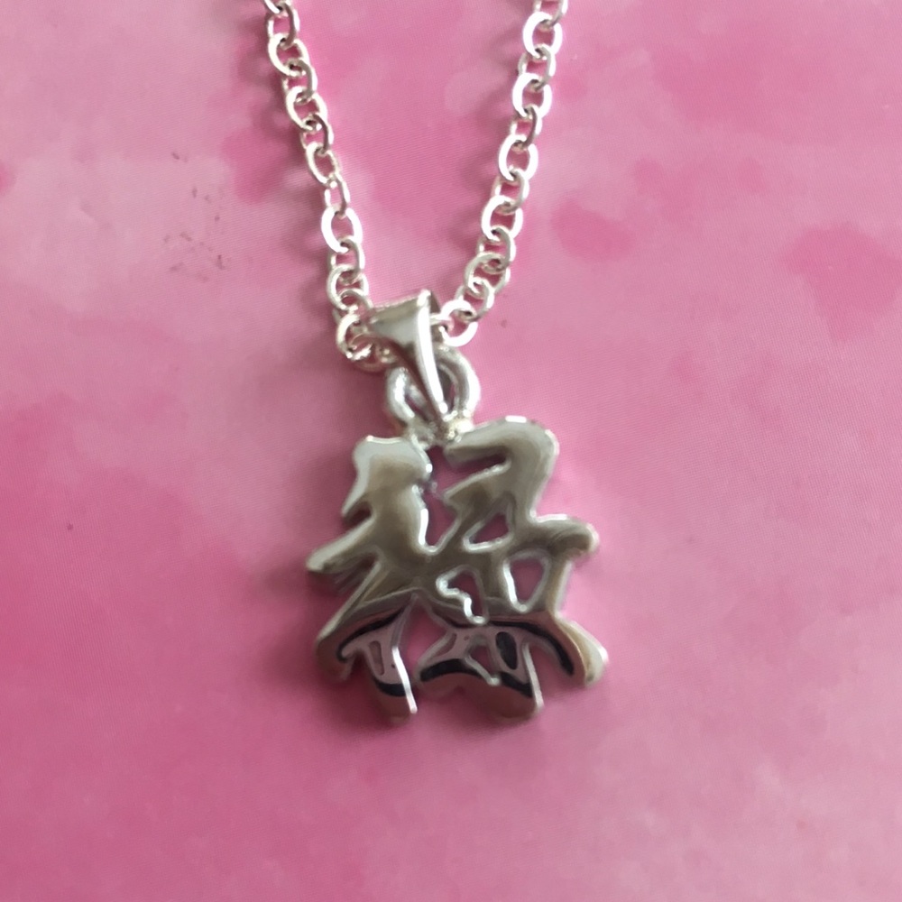 Good Fortune Symbol Pendant 📿